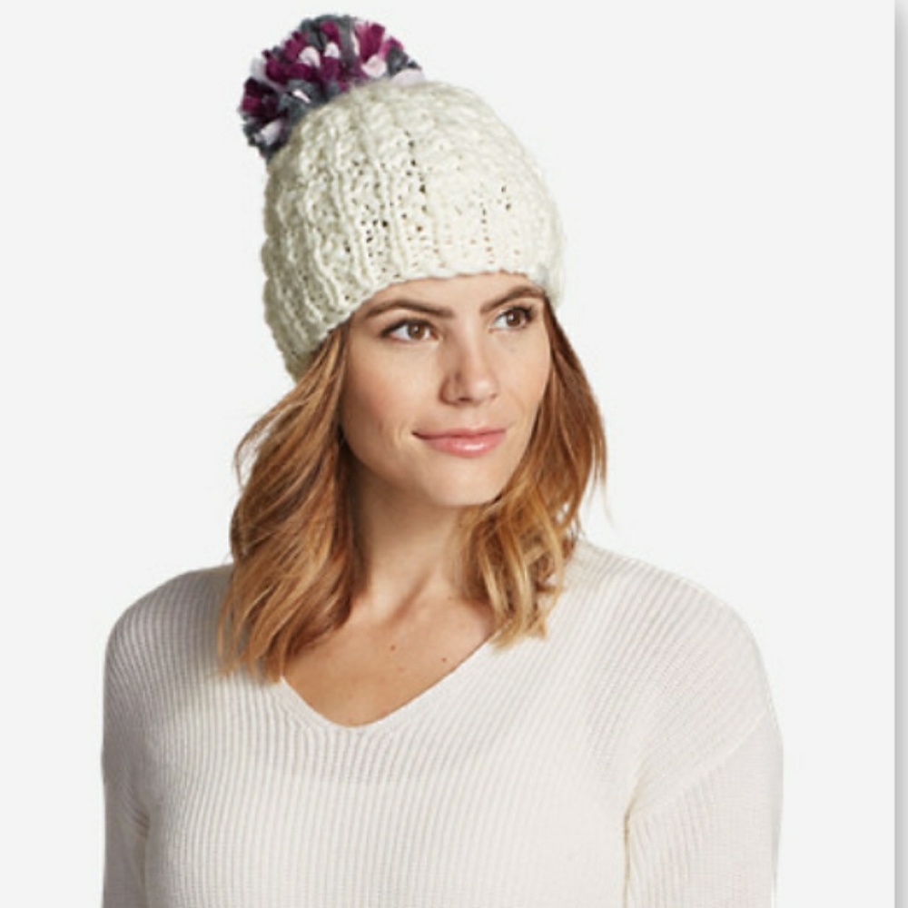 Women's Notion Pom Beanie